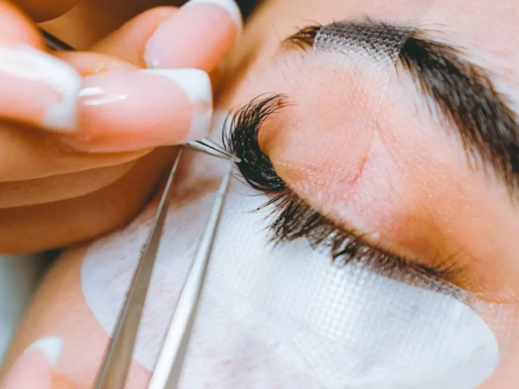 Brows & Lashes